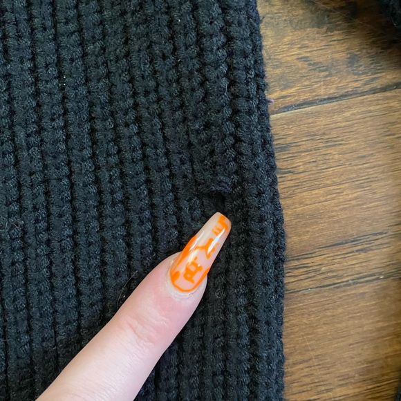 Zara cut out shoulder black knit long sleeve turtleneck sweater - Picture 6 of 10